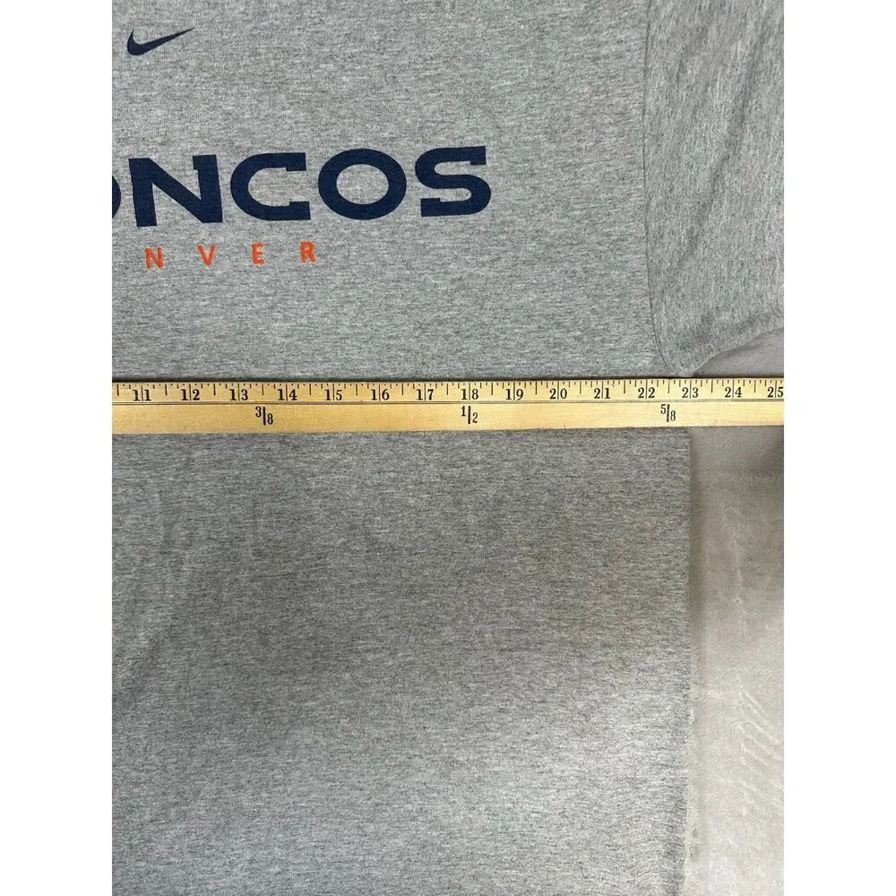 VTG Nike‎ Denver Broncos T-Shirt Size L